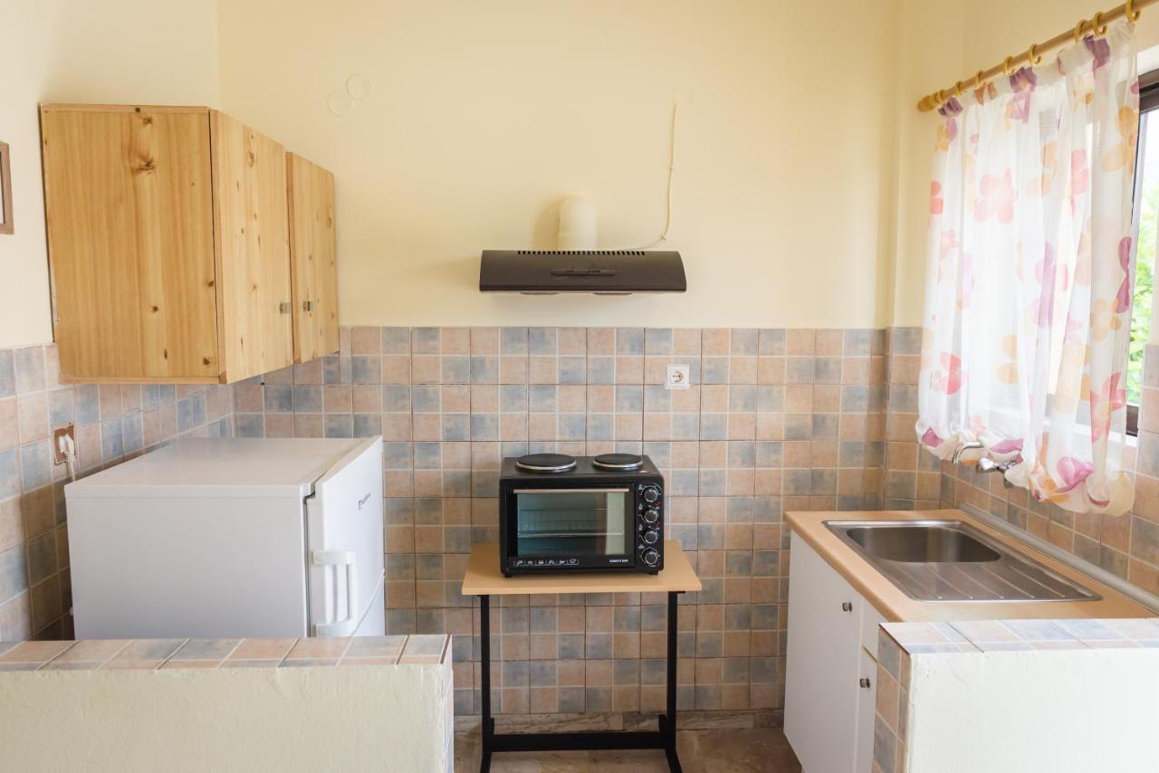 Aristotelis Apartments Vathí Екстериор снимка